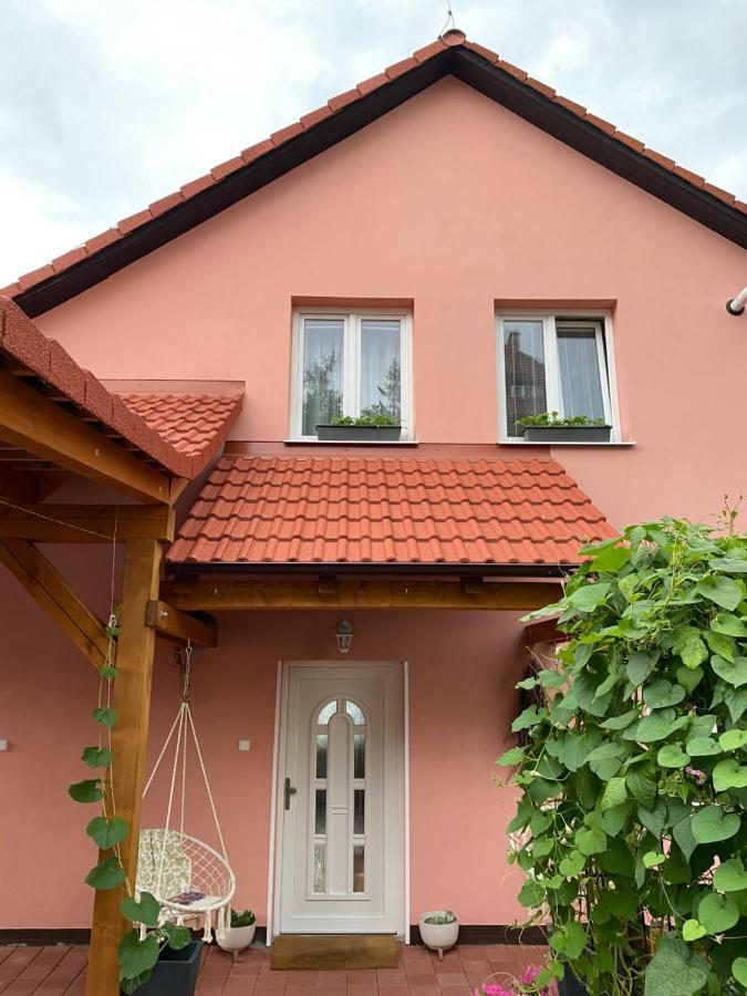 Top Of The Hill Villa Prague Exterior photo